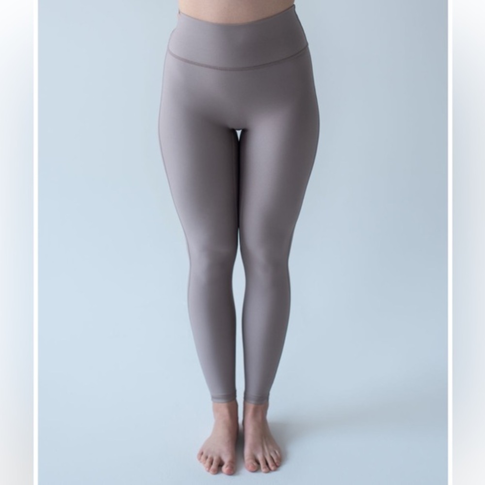 SAVVI Seri Leggings Silver